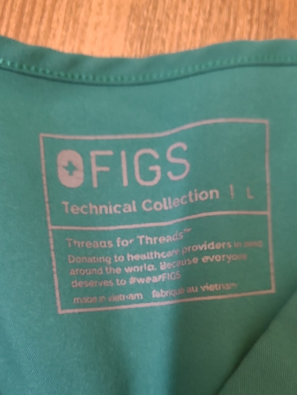 Figs women,s Teal V-Neck Scrub Top and Pants used goodsize L. - Picture 2 of 16